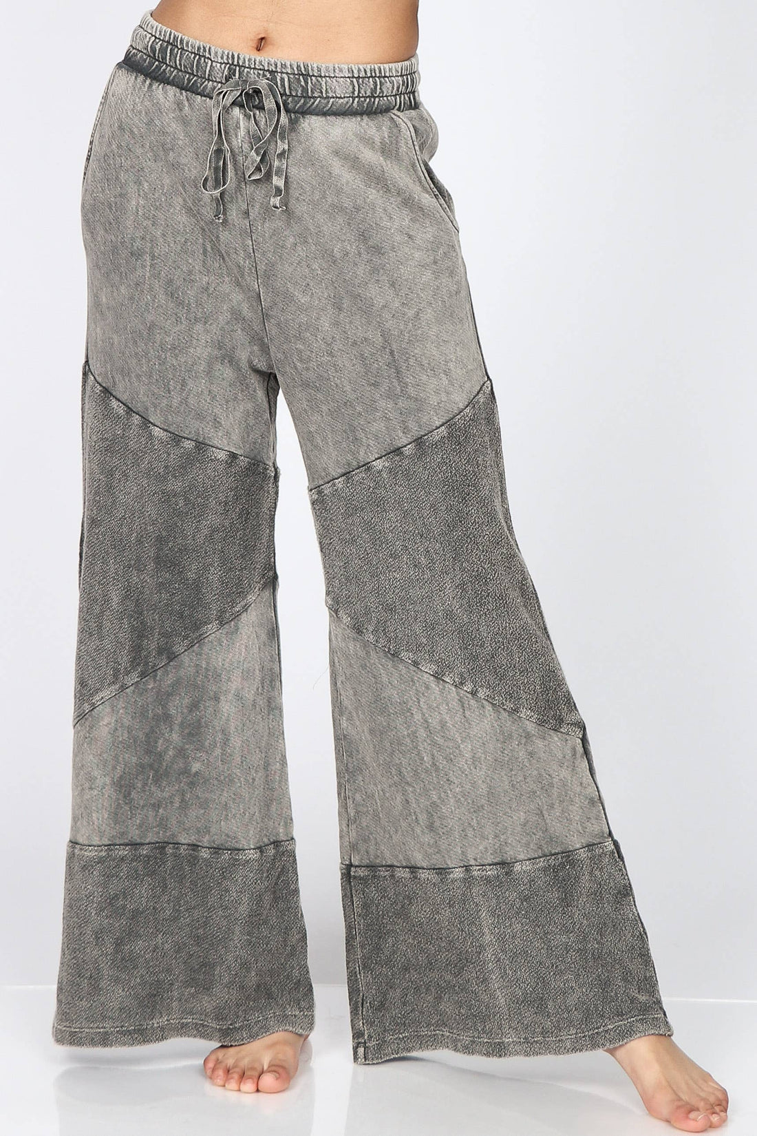 Contrasting Wide Leg Palazzo Lounge Pants in Mineral Wash